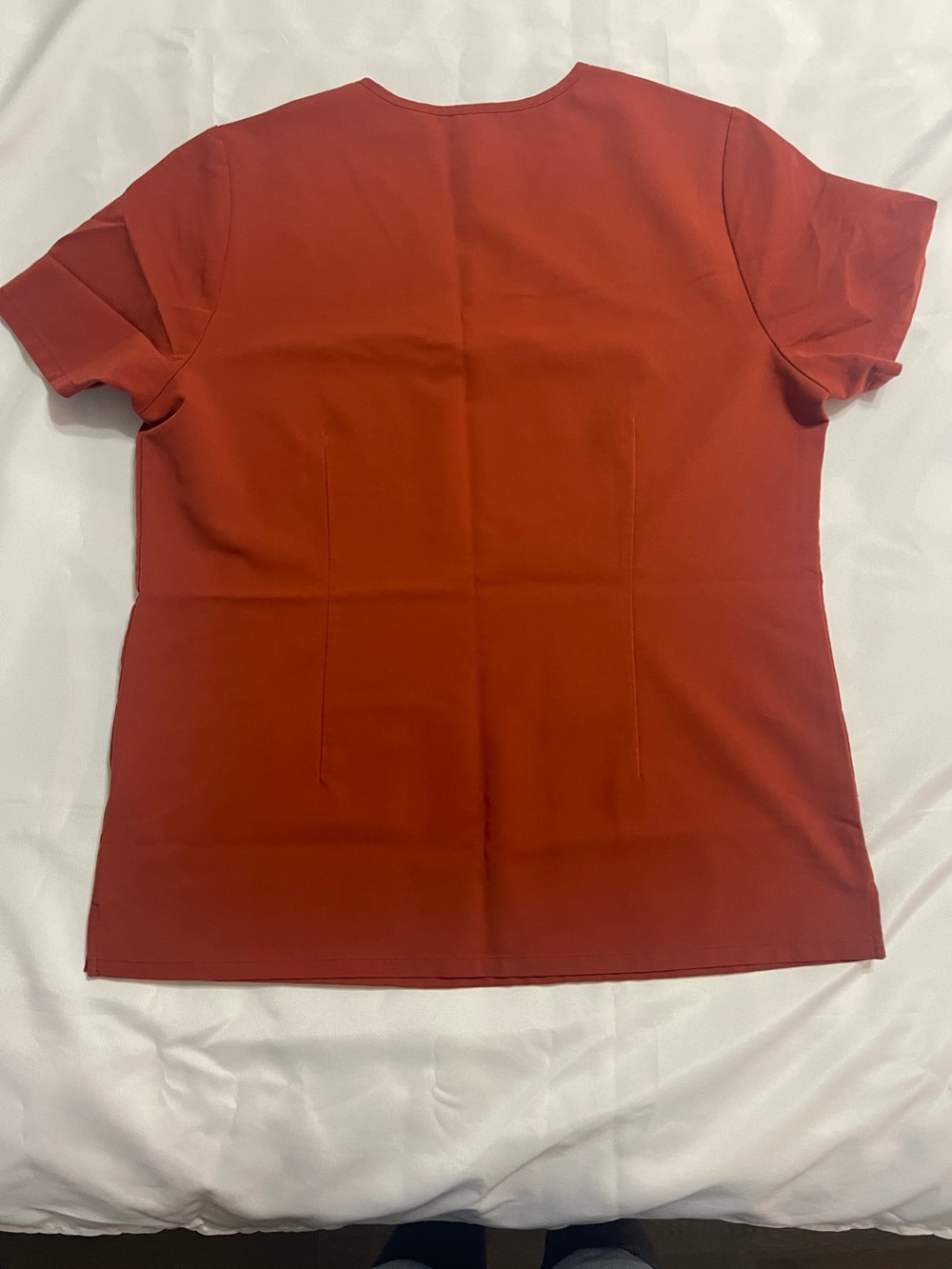FIGS Women’s Auburn Casma Three-Pocket Scrub Top – Size L